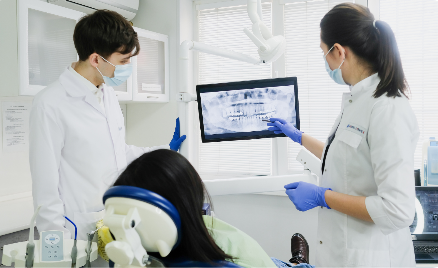 歯科医師の画像